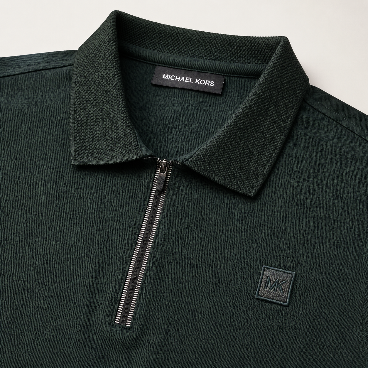 files/MKS-126-SSKNPO_SOL-GRN_Neckline.png